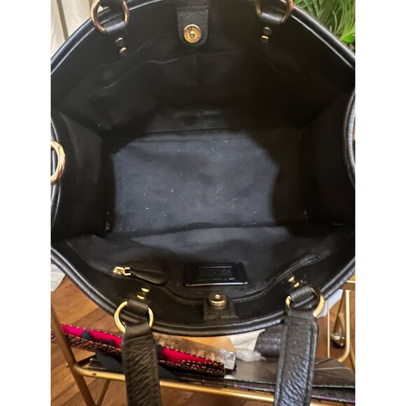 Coach Black Leather Tote Bag With Gold Hardware & Embossed Logo - Picture 8 of 10